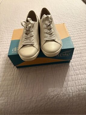 Dansko Ivory Leather Lace-Up Sneakers